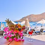 Mare Garden Hotel