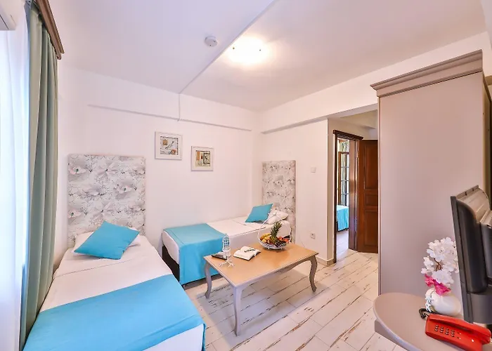 Mare Garden אקיארלר